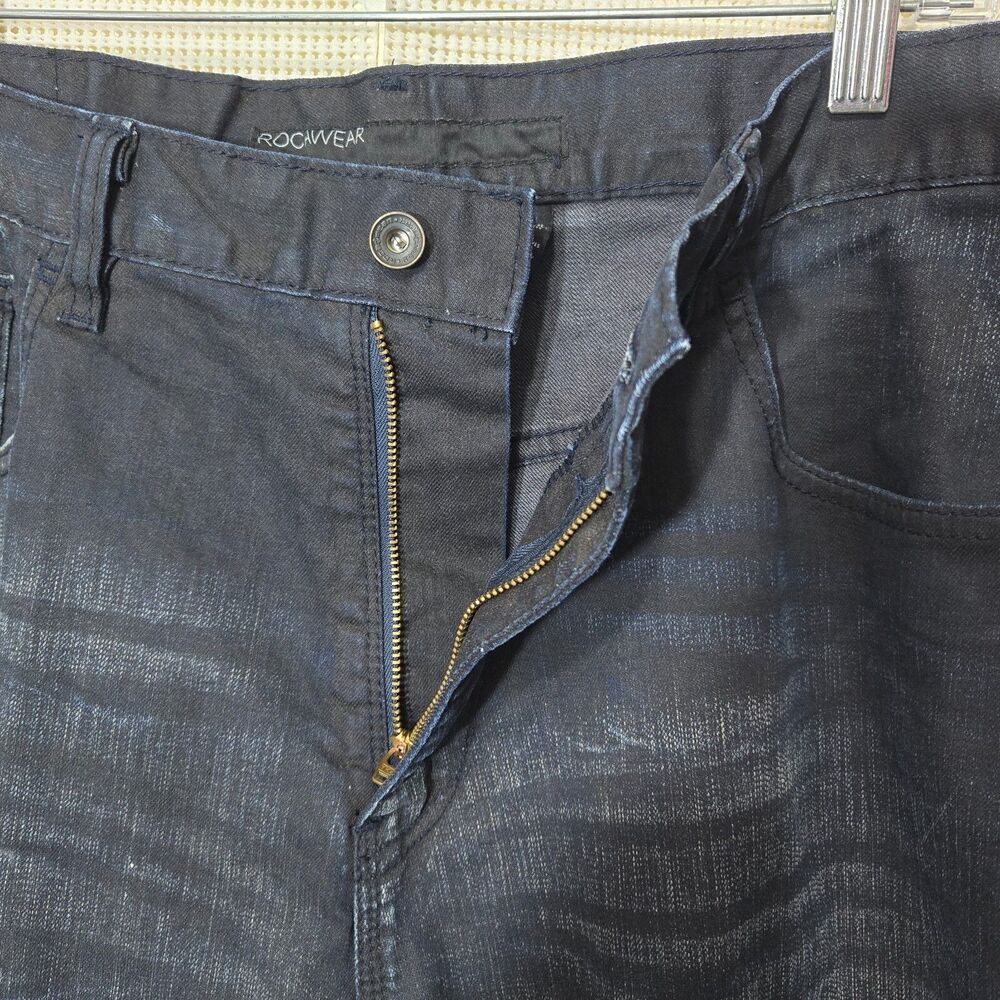 Rocawear Shorts Mens 38 Blue Jean Hip Hop Jorts Vintage Y2K Distressed Denim - Picture 8 of 9